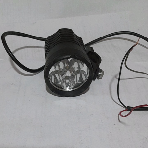 AUXILIARY MOTORCYCLE STROBE LIGHT (CAN BE STEADY LIGHTNING or AS STROBE LIGHTNING) (12-VOLTS USAGE) (NEEDS PUSHING THE BUTTON 2ND TIME FOR FUNCTIONING THE STROBE LIGHTING) (-J70A)