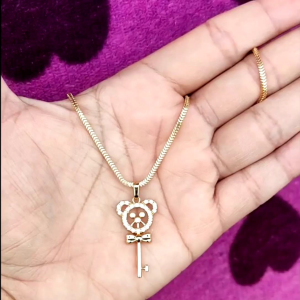 Kalung Milano Kaca Dan Liontin Motif Kunci Lucu Perhiasan Emas Kalung Wanita Dewasa
