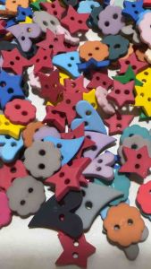 100 Mix cute assorted shape Buttons 2 holes for sewing crafts star buttons square buttons heart buttons fancy flower