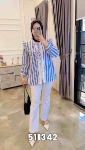 Kemeja Kombi Renda oleh EXTU: Desain Unik & Nyaman Dipakai