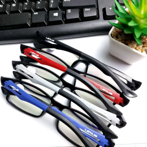 Baru paket kacamata antiradiasi hp komputer frame sporty gratis bok lap cairan pembersih