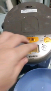 Bình thủy phích đun nước Zojirushi con voi nội địa Nhật 3l điện 100v đun nước sôi và giữ nhiệt hàng tuyển rất đẹp.