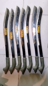 PARANG PEMOTONG KAYU UKRN 45 CM BAHAN BESI FER BAJA KUALITAS DI JAMIN TAJAM.