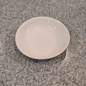 Ceramic Soy Sauce Plate Vinegar Seasoning Round Snack Salad Dressing Plate Tableware Side Dish Hot Pot Dip Plate Sauce Dish Compartment