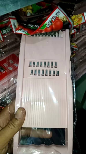 Parutan Serbaguna Multifungsi Putih 4 in 1 / Alat Pemotong Buah & Sayur
