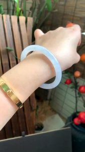 Jadeite bangle 52.1mm singapore A type