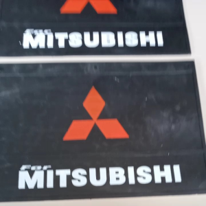 Karpet Lumpur Roda L300 Depan Harga 1 Set 2 lembar  kanan kiri