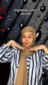 Pashmina Kaos Rayon Mleyot 175x60cm Tepi Jahit Premium