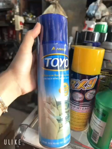 Chai xịt TOYO làm sạch đánh bóng đồ da và đồ gỗ 500ml