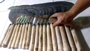 ARIT RUMPUT SUPER TAJAM