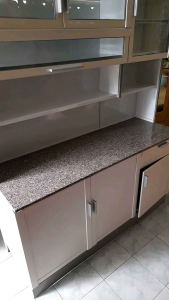 ตู้ครัวอลูมืเนียมแท้ 100% / TOPหินแกรนิตแท้ 100%