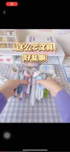 Hộp nhựa để bàn đựng bút đa năng sức chứa lớn tặng kèm sticker siêu dễ thương