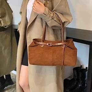 พร้อมส่งในไทย 🇹🇭 กระเป๋าสีน้ำตาล ทรงฮิต สะพายไหล่ จุของได้เยอะ (งานหนา) ไม่บาง สไตส์วินเทจ