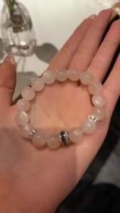 Moonstone Good Luck Bracelet：Brightens Skin & Enhances Elegance | Powerful Energy Good Luck Health CrystalHappinessFashion BraceletPerfect for Gifts or personal usModern Oriental Style for a Touch of Luxury 显白显气质戴上贵气