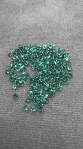 1mm LAB GROWN EMERALD COLUMBIAN GREEN BIRON Square GEMSTONE GIFT  one pieces 150bht