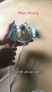 Bộ phụ kiện bạt thả bạt cuốn tự hãm kéo dây. Không có lò xo. Sử dụng trục cuốn bằng ống nhôm 63 hoặc ống sắt phi 60