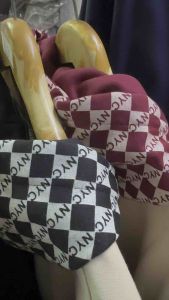 เสื้อคลุมนิวยอร์ก รุ่นหมวกตารางใหม่ล่าสุด2023