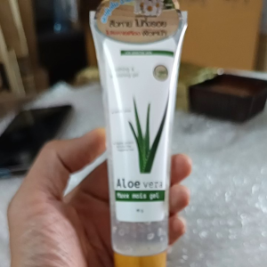 i nature aloe vera maxx mois gel เจลว่านหางจระเข้เข้มข้น 80g.