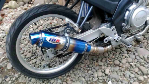 Knalpot R9 karbon Silincer only Bonus braket dan perr