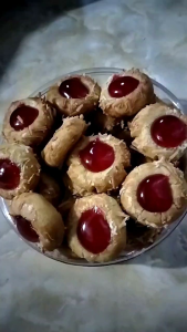 Promo !!cod!!kue thumprint strobery/kue kering 250 gram(1/4 kiloan dalam stoples.