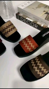 Arkn Sandal Wedges wanita Selop Zigzag Kotak terbaru2024