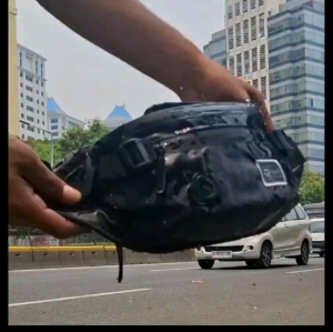 TAS PRIA Waistbag Waterproof Tas Selempang Terbaru Tas Pinggang Pria