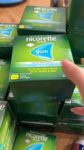 Kẹo Nicorette Quit Smoking Extra Strength Nicotine Gum 4mg Icy Mint Exclusive Size 315 Pack