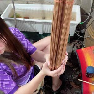 ซี่กรงนก ซี่ไม้ไผ่ลมควัน 16 นิ้ว มัดล่ะ 100 +-2 อัน