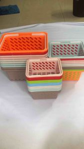 Rổ Chữ Nhật Có Quai Giỏ Nhựa Đựng Đồ Dùng Phòng Tắm Mỹ Phẩm Quai Xách Tiện Lợi