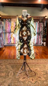 Khanisa Tunik Viscos by Dian Pelangi LIMITED EDITION Blouse Baju Atasan Kemeja Blus Outfit Busui Kerja Kantor Pesta Pernikahan Kondangan Casual Formal Wanita Hijaber Cantik Anggun Modis Modern Elegan Mewah Model Korea Terbaru Motif Jumputan Sasirangan