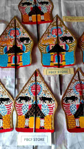 Wayang Gunungan Ukuran 45CM: Dekorasi Tradisional untuk Acara & Pesta