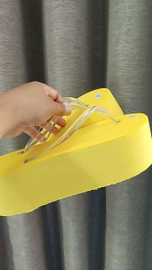 SANDAL FLAT POLOS KUNING TINGGI 5CM