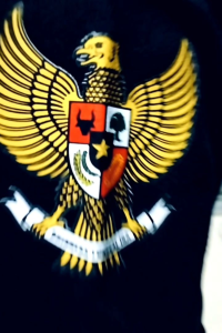 Kaos Kepolisian OGYA Motif Garuda Merah Anggur/Hitam Pekat/Cahaya Hijau/Dril - Bahan Cotton Combed 24S