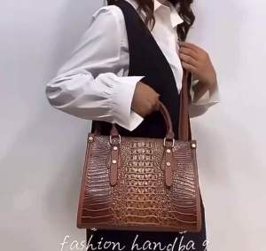 Woman handbag good quality