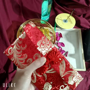 Lucky Red Chinese Wallet: A Guide to Handcrafted Leather & Feng Shui