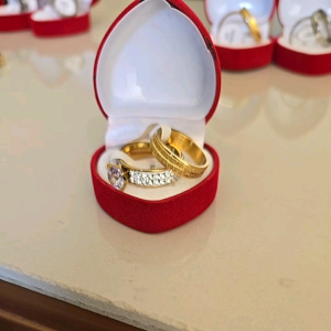 COD!! Cincin TITANIUM Korean zikron permata Fashion Couple Tunangan Titanium Emas Anti Karat Model TERBARU 2021 Untuk Pria Dan wanita free box