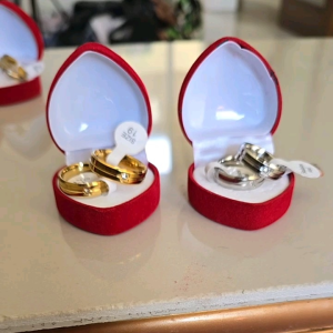 COD!! Cincin COUPLE Titanium pasangan Udah Dapat 2 Pcs + Box Cincin MATA BELAH TENGAH CC830/1 Stainless Steel Polos