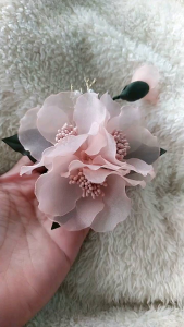 Hoa cài áo handmade Canto màu hồng