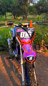 Dekorasi Aksesoris Motor YZ 85: Desain Stiker & Decal Motor Berkualitas