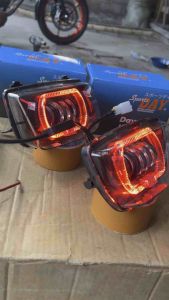 DAYMAKER Lampu depan motor FORCE 1 honda Grand sport day import