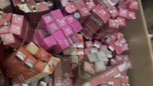 Exclusive velvet matte lipcream kemasan lama original