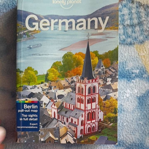 หนังสือมือสอง ประเทศเยอรมัน ภาษาอังกฤษทั้งเล่ม