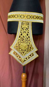 Renda Bordir Sabuk Lidah: Desain Elegan untuk Pesta