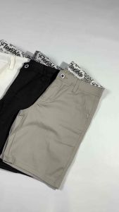 Celana Pendek Pria Chinos Bahan Melar Warna Hitam Abu Putih Mocca Cream Celana Pria Chino Pendek