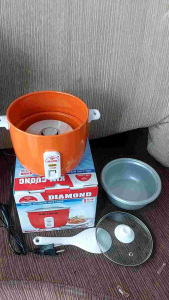Nồi cơm điện nhỏ gọn tốt 0.3lit kim cương