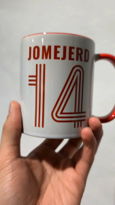 แก้วมัคสโมสรฟุตบอล เพิ่มชื่อและตัวเลขได้