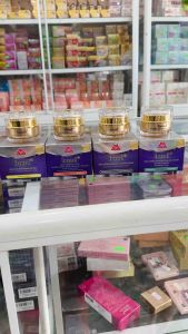 Kem BOOD Dưỡng Trắng Da Chống Nắng 15g THẢO DƯỢC HOA SEN BOOD