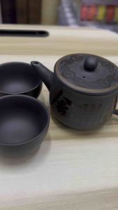 Premium Purple Clay Small Teapot Set Chinese Kungfu Tea Set Yixing Zisha Teapot With 2 Cups Office Home Gift SG Seller