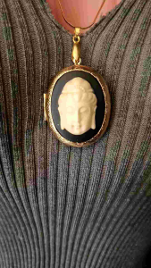 3D BiG Buddha Head Black Ivory Color Bakelite Cameo Photo Locket Jewelry Necklace