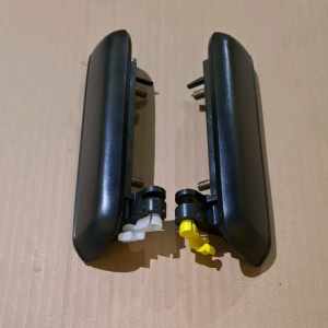Handle Pintu Luar Depan Toyota Soluna
